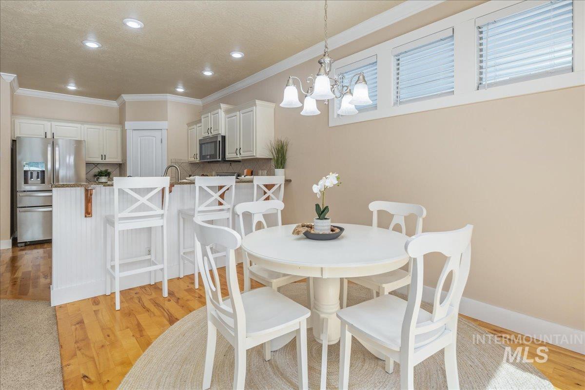 2371 E Powder River St