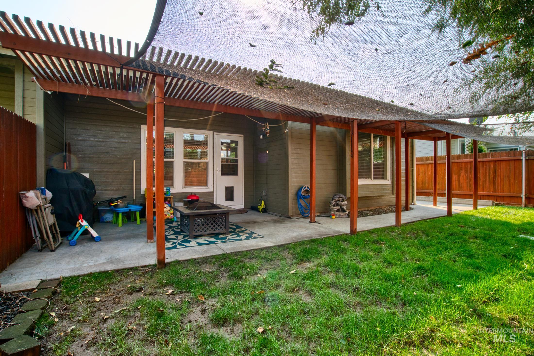 2593 N Tully Cove Place