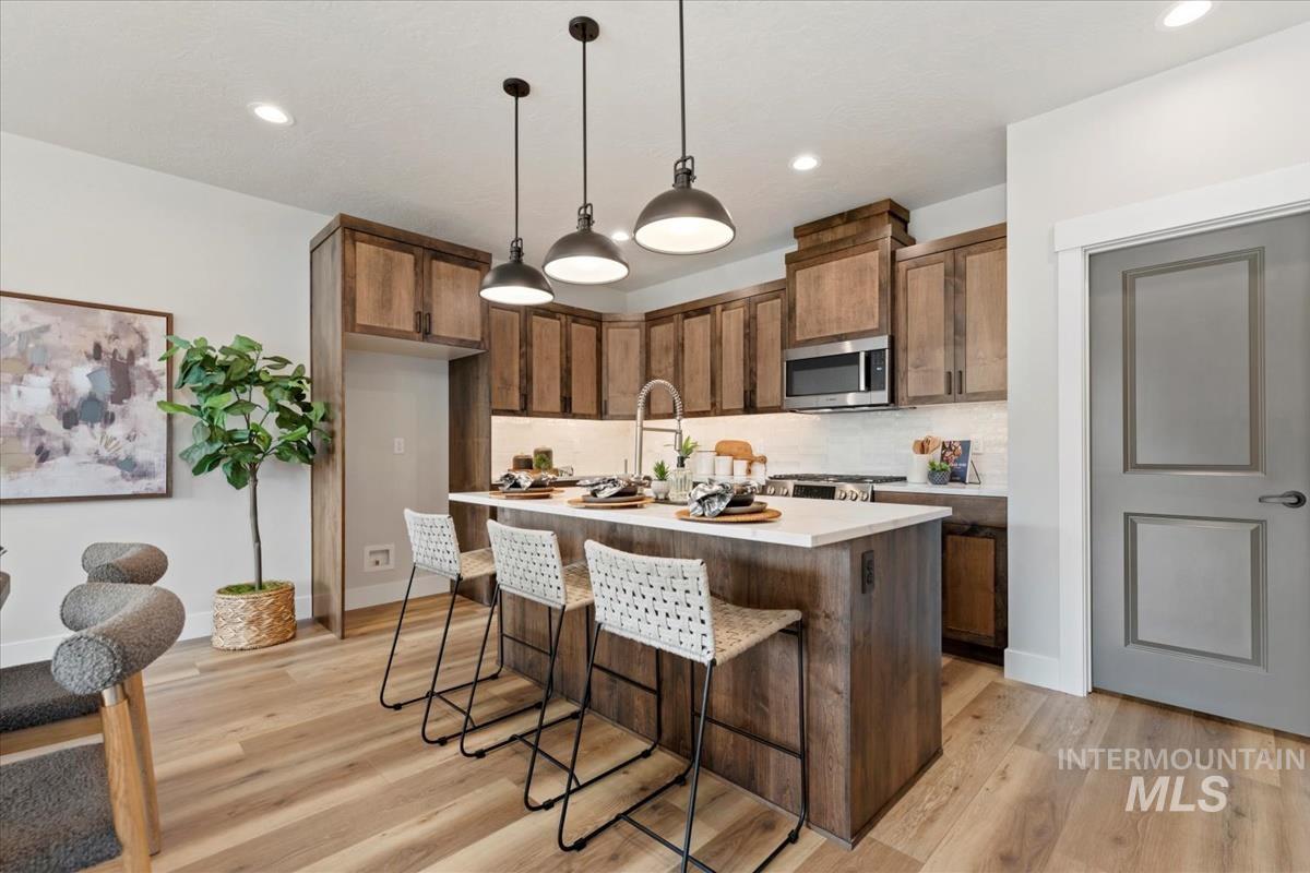 6252 N Holly Springs Ln