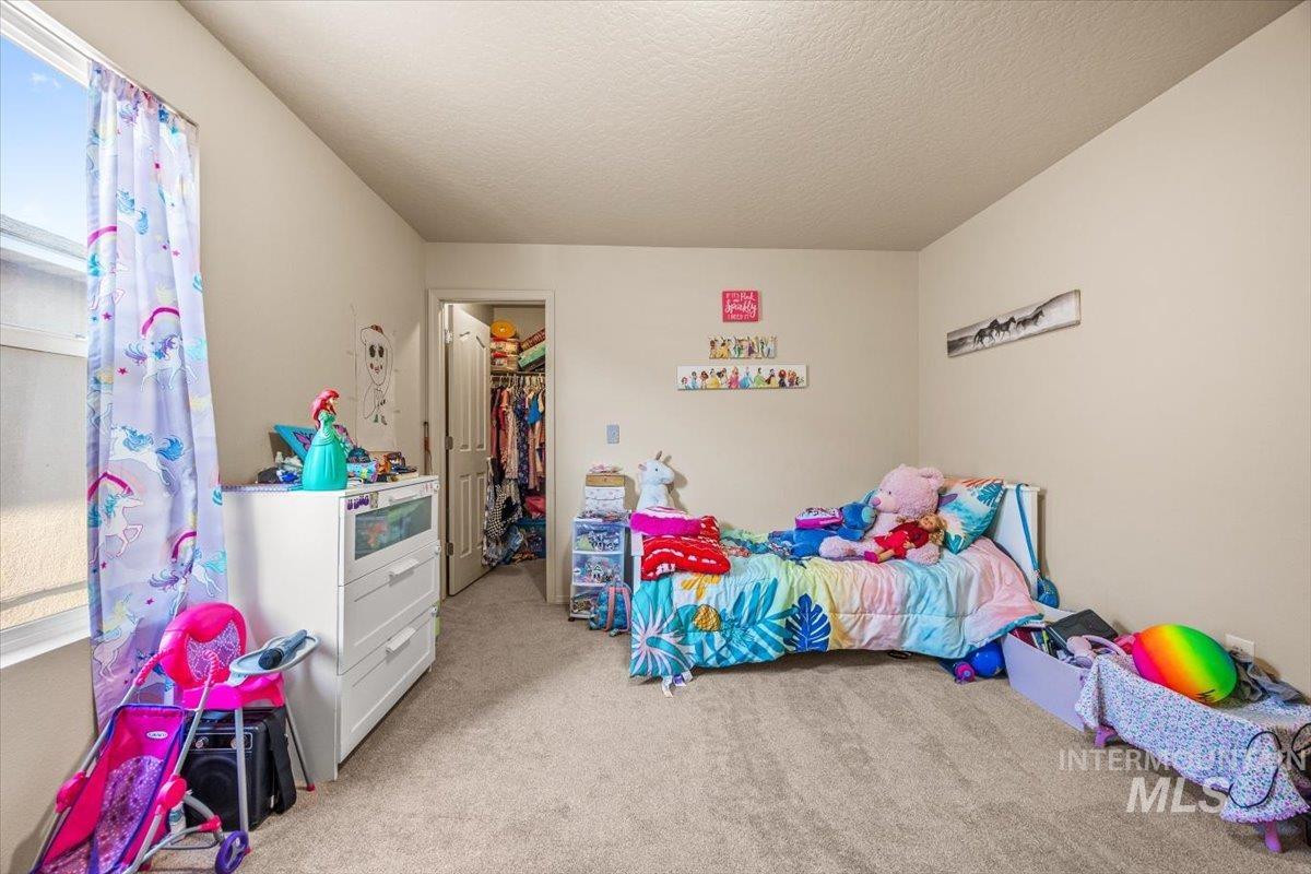 208 Parkland Way