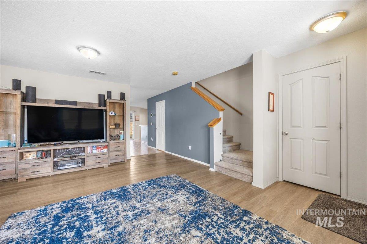 208 Parkland Way