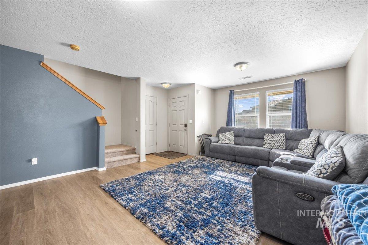 208 Parkland Way