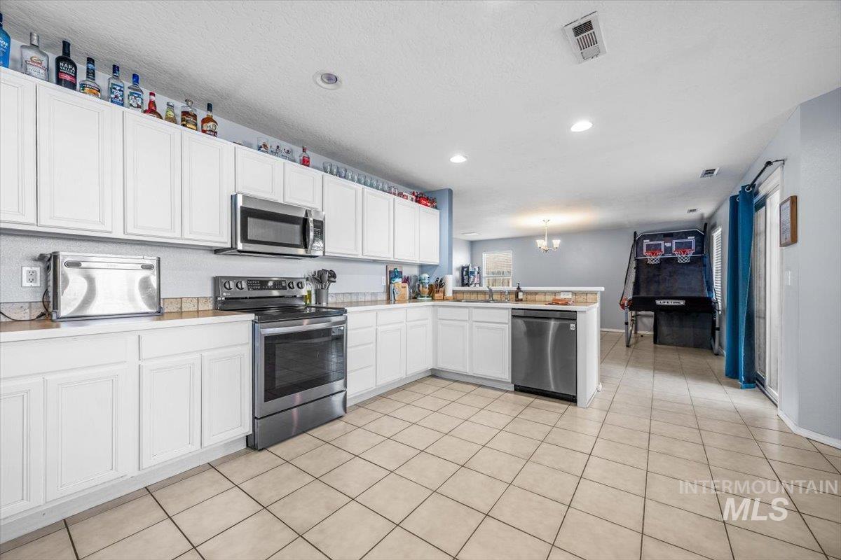 208 Parkland Way
