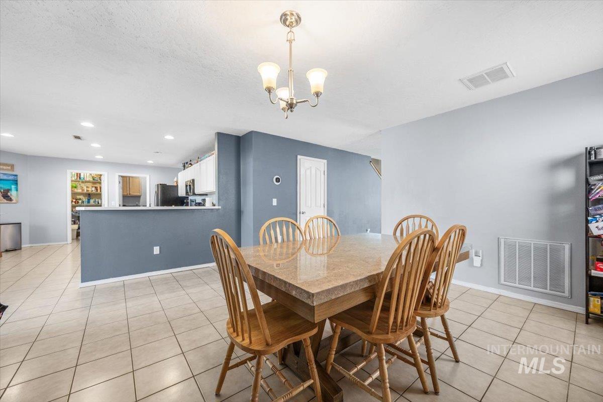 208 Parkland Way