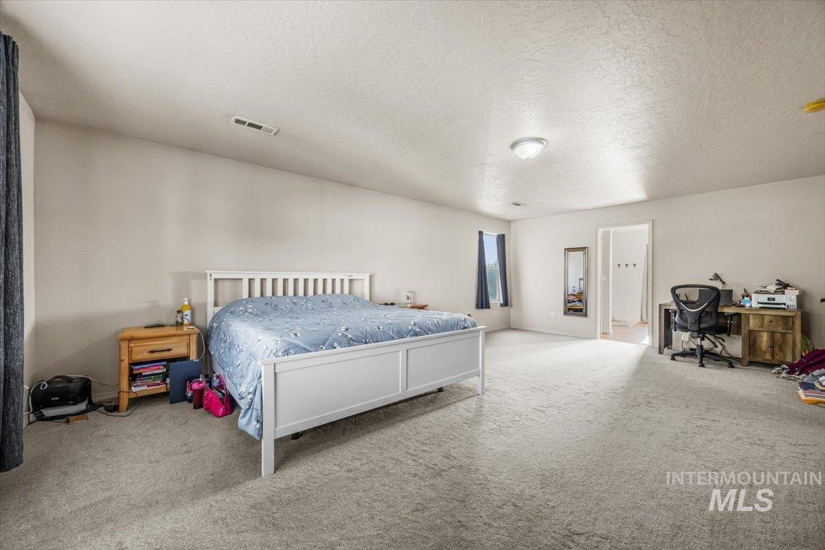 208 Parkland Way