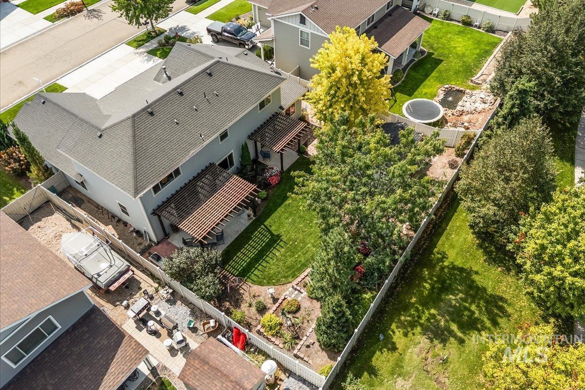 1254 La Reata Way
