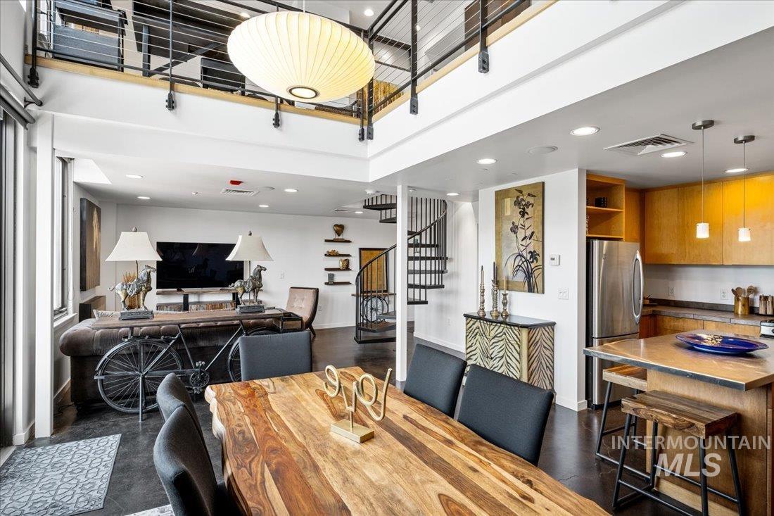 2399 E Riverwalk Dr. Unit: B-4, 202