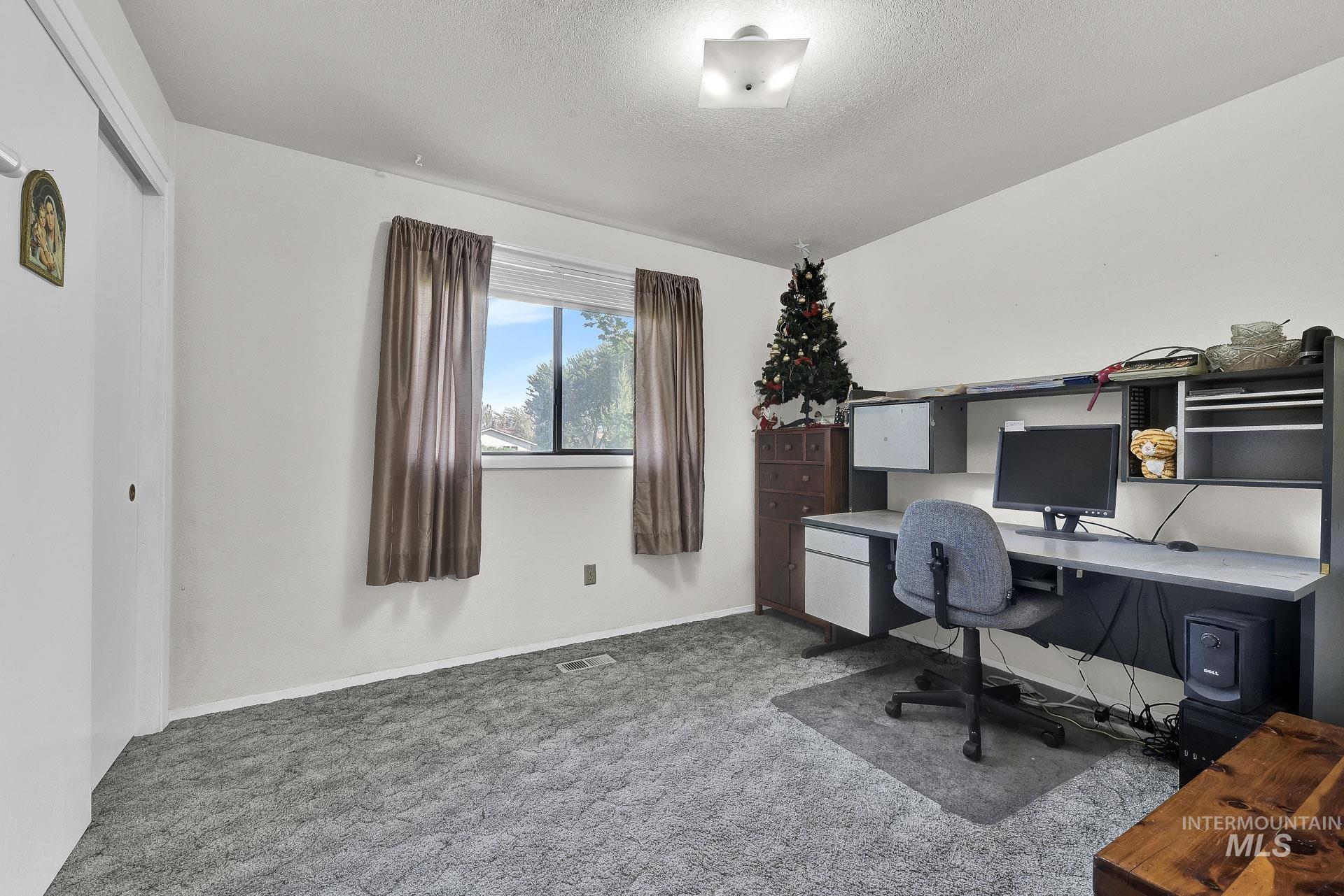 2175 Cherry Lane