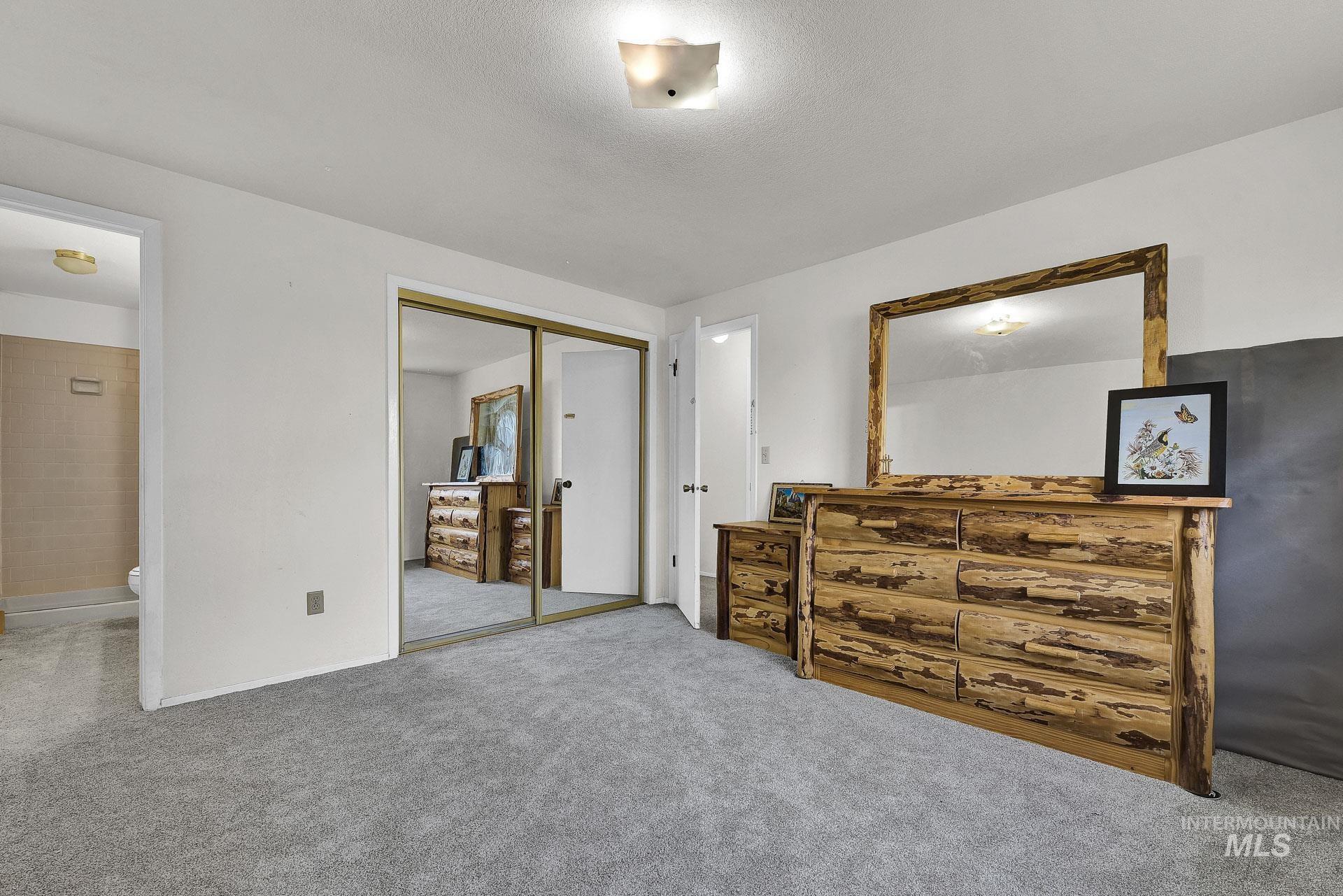 2175 Cherry Lane