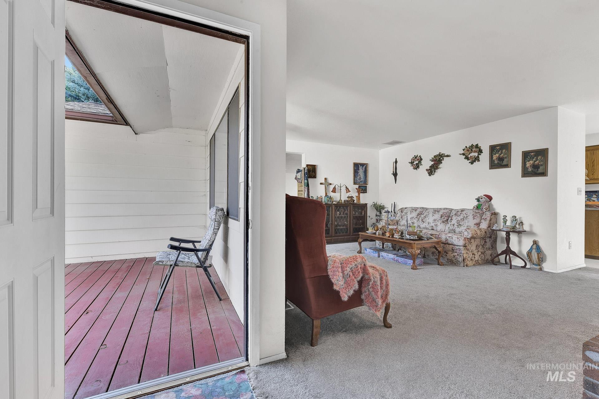 2175 Cherry Lane