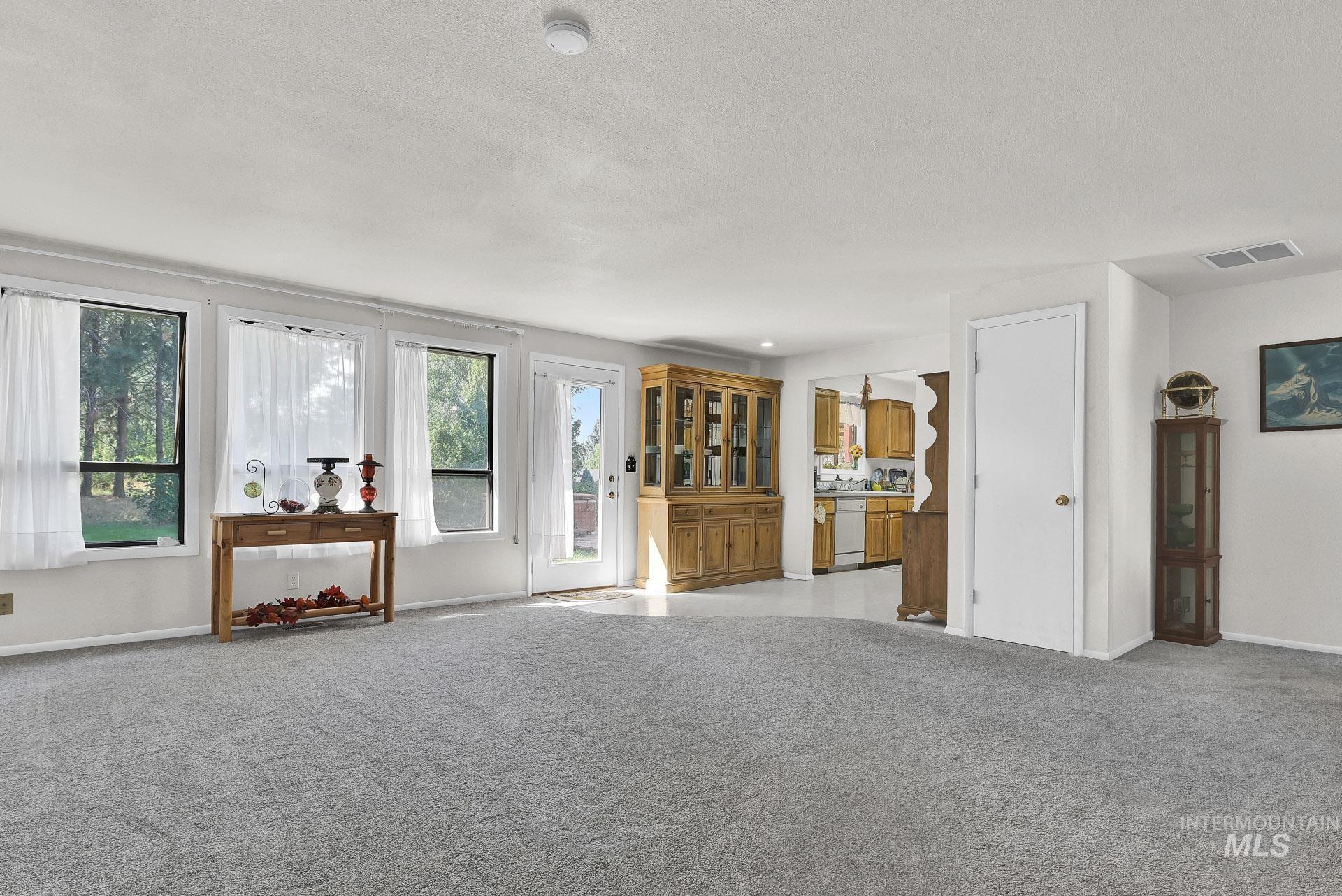 2175 Cherry Lane