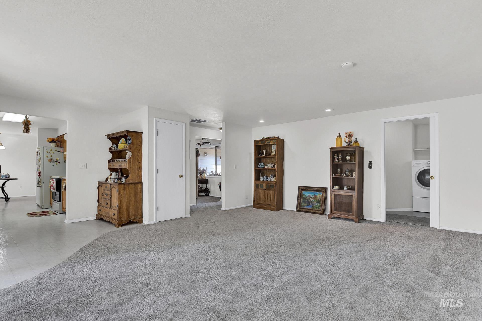 2175 Cherry Lane