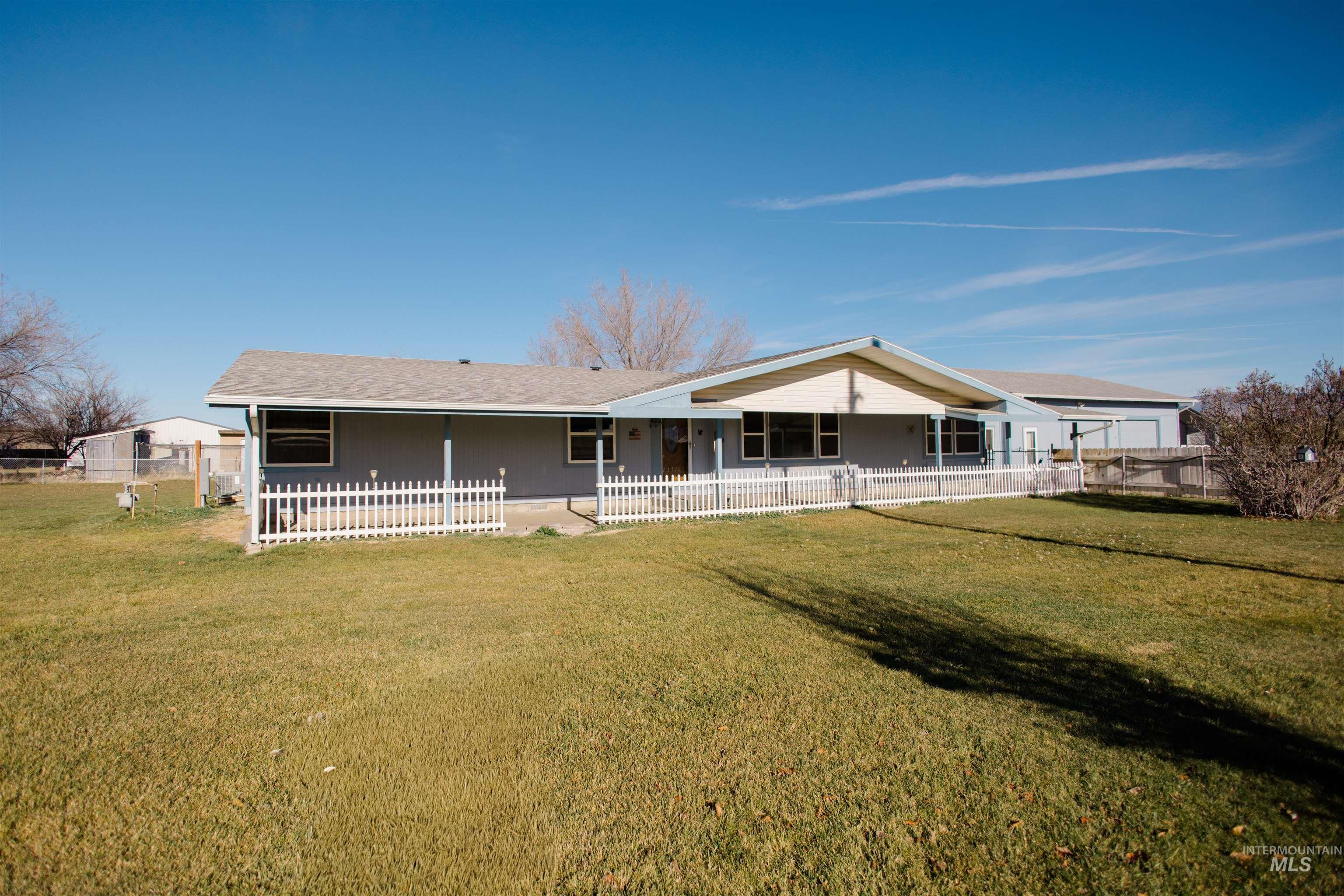 914 NE Beaman