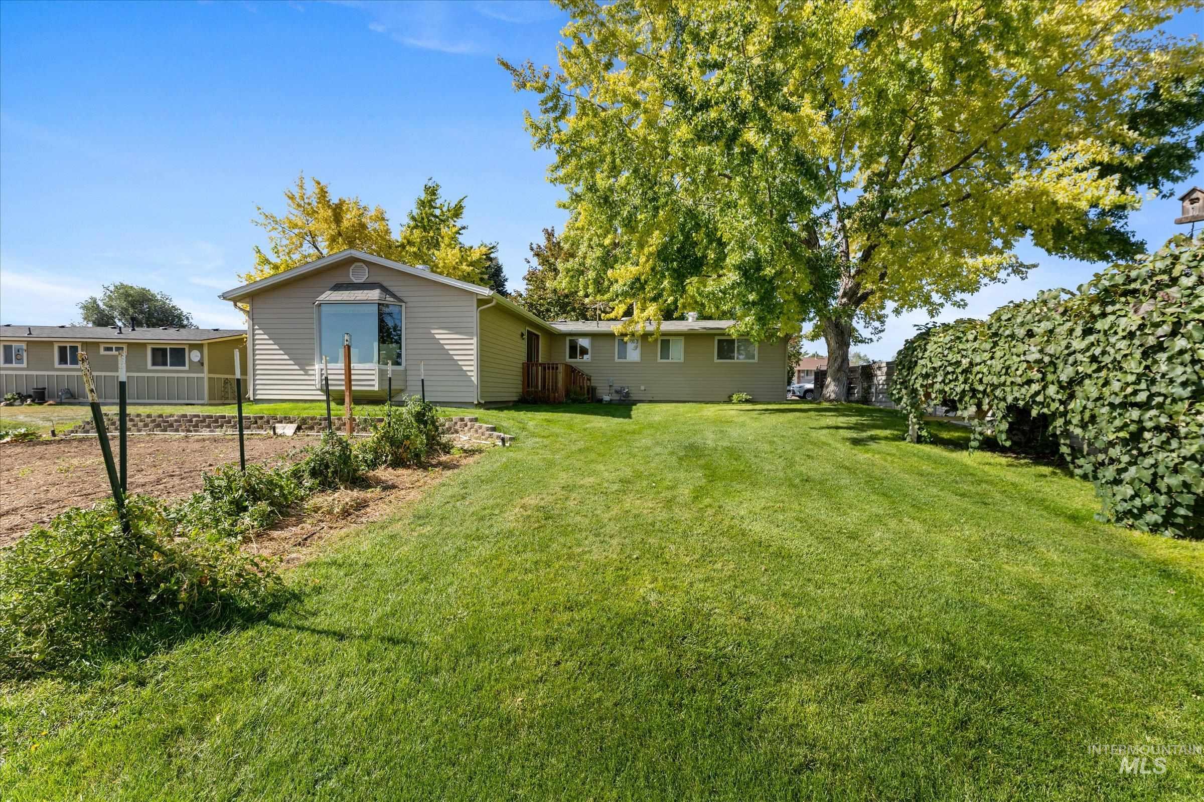 7882 S Cross Fox Way