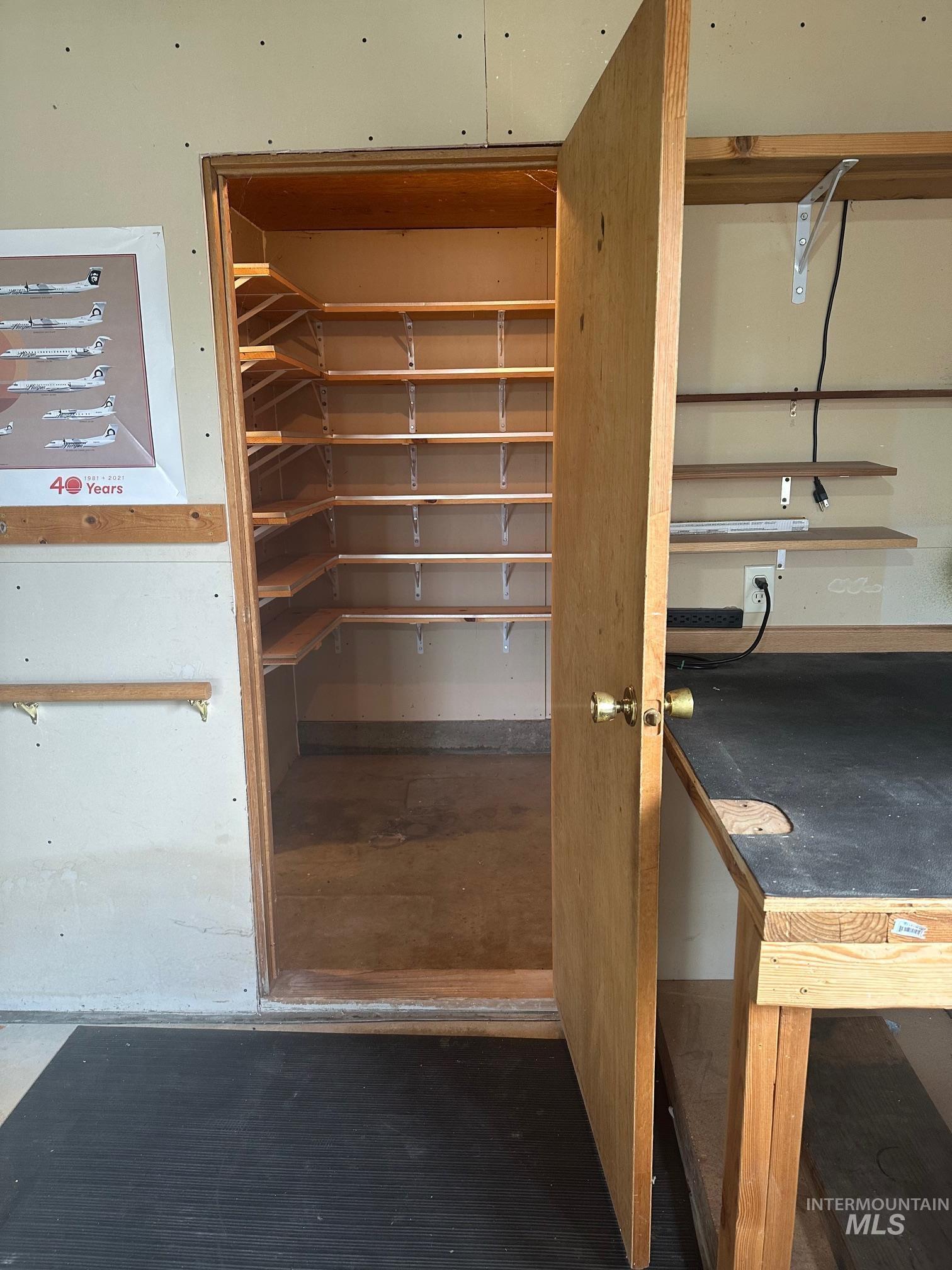 7882 S Cross Fox Way