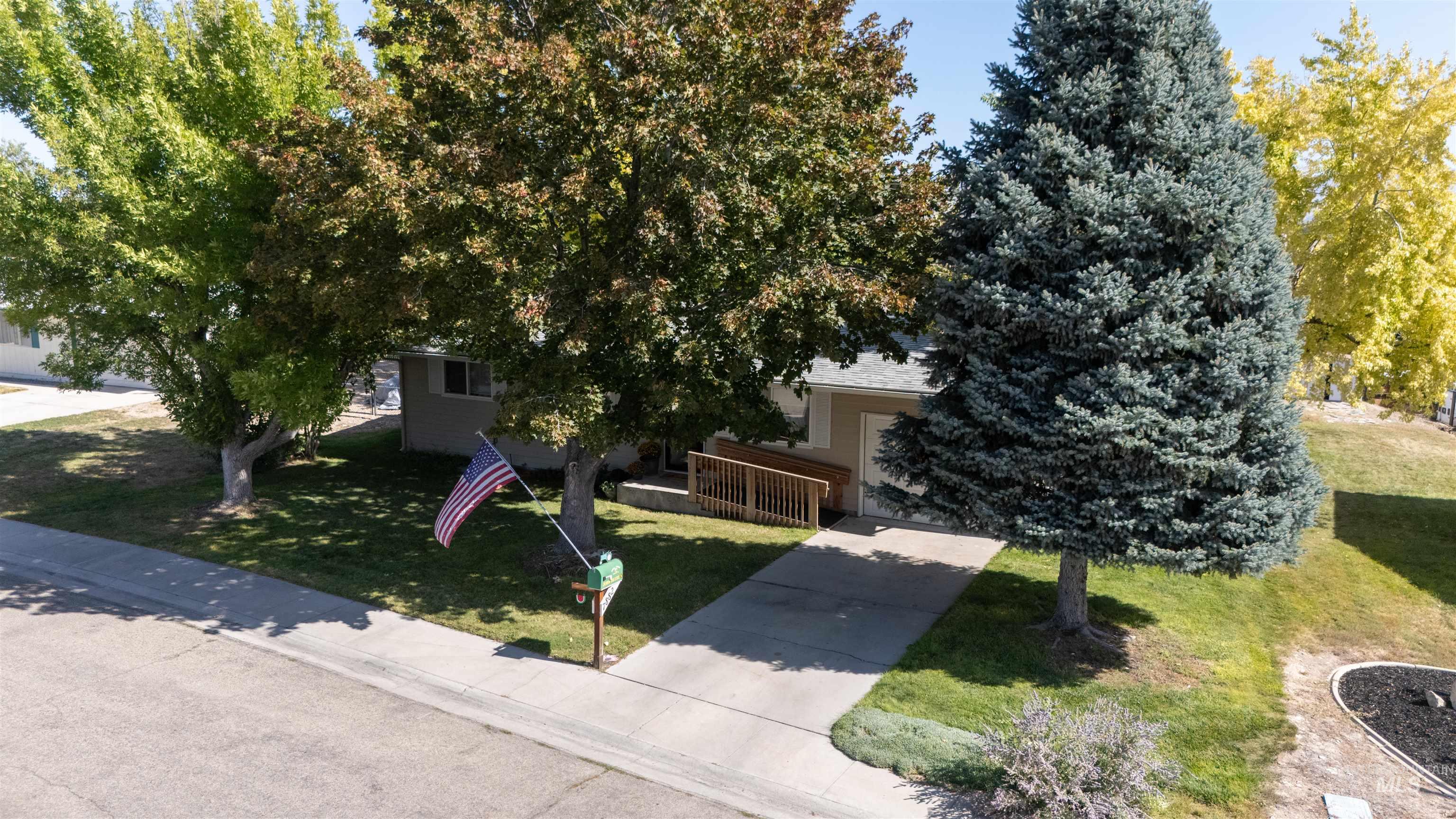 7882 S Cross Fox Way