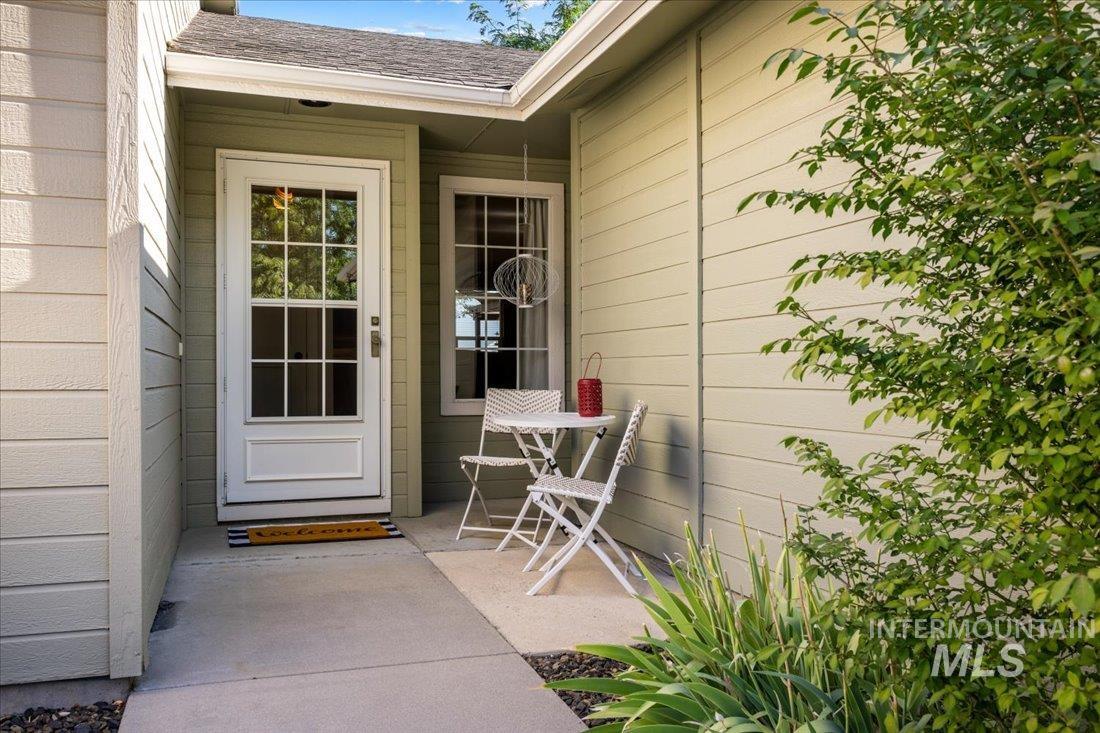 2950 W Stephanie Ct.