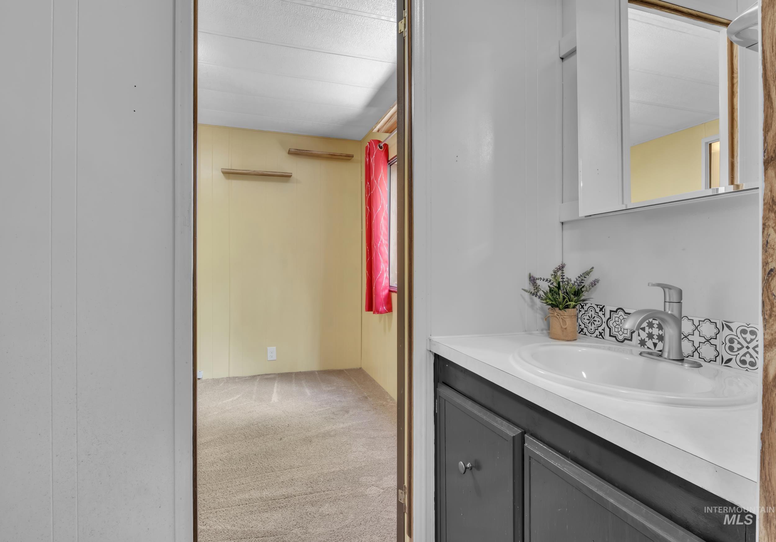 790 N Riviera Dr Unit: 19