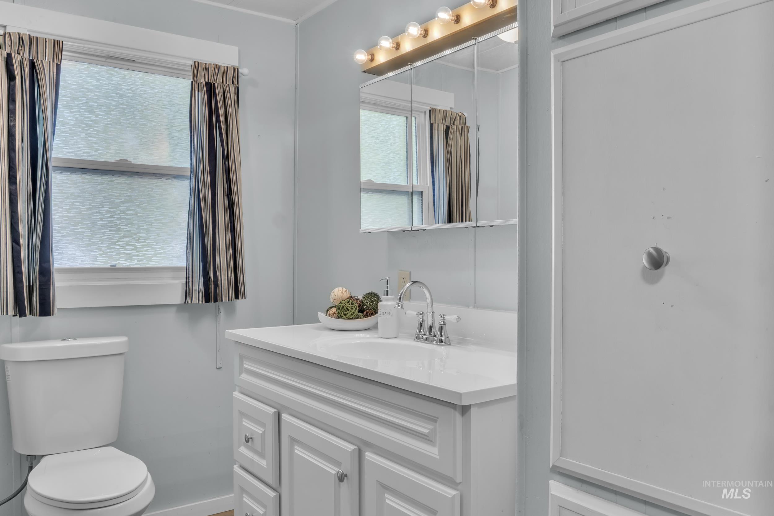 790 N Riviera Dr Unit: 19