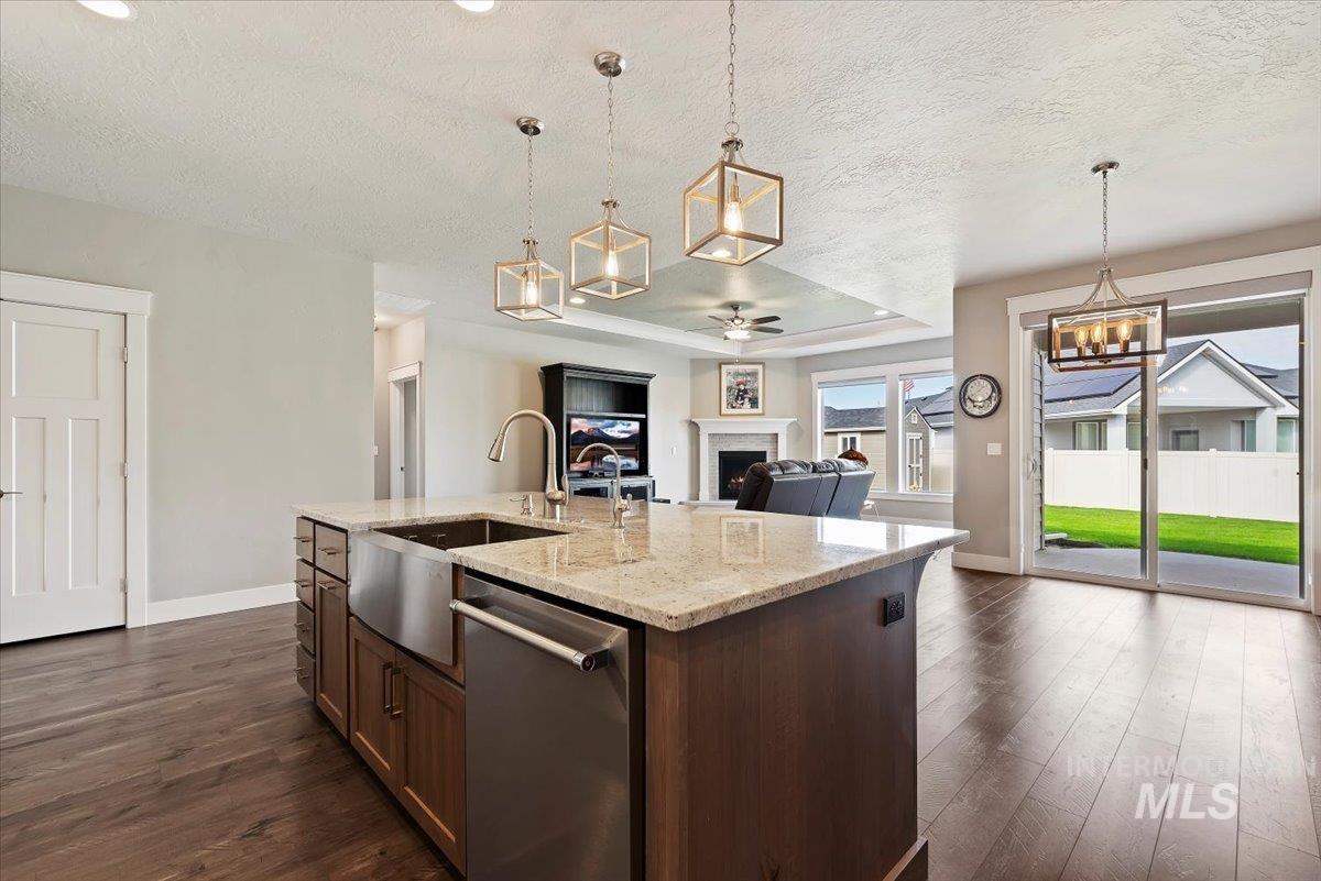 4531 S Lava Springs Loop