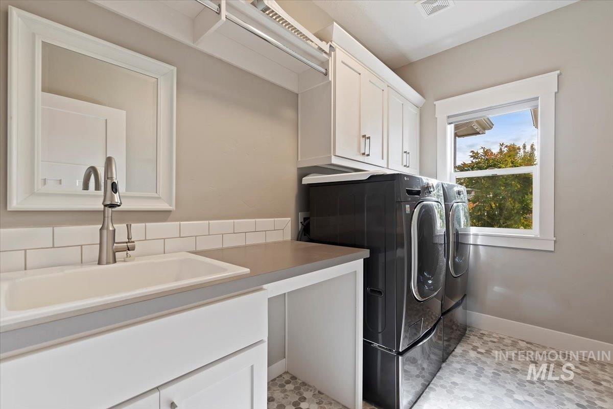 4531 S Lava Springs Loop