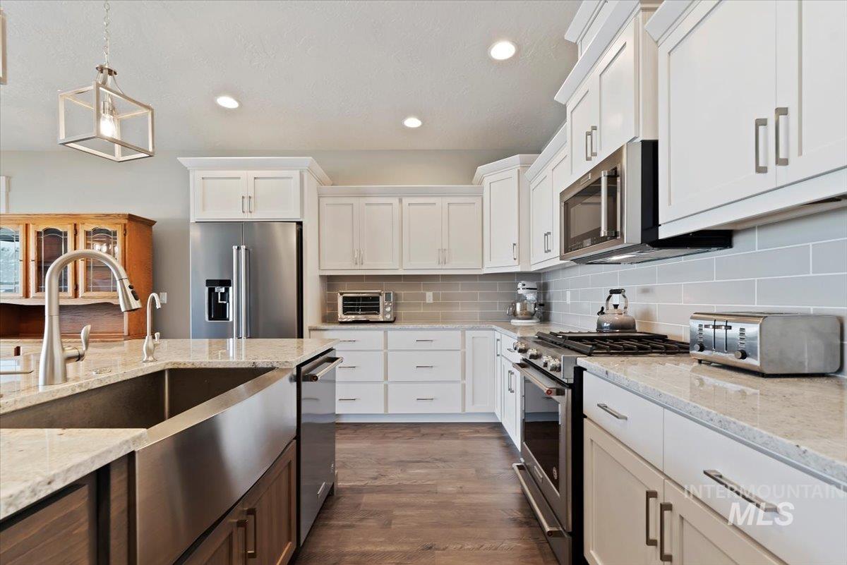 4531 S Lava Springs Loop