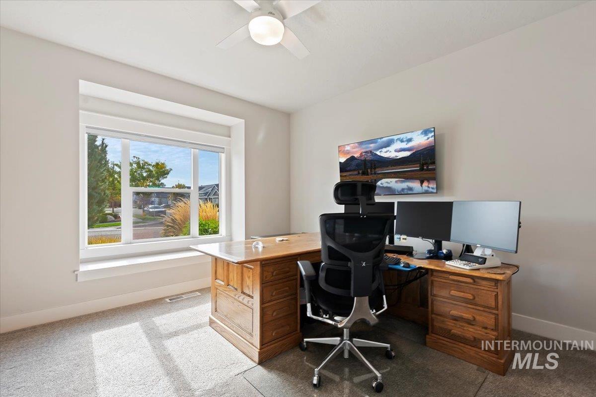 4531 S Lava Springs Loop