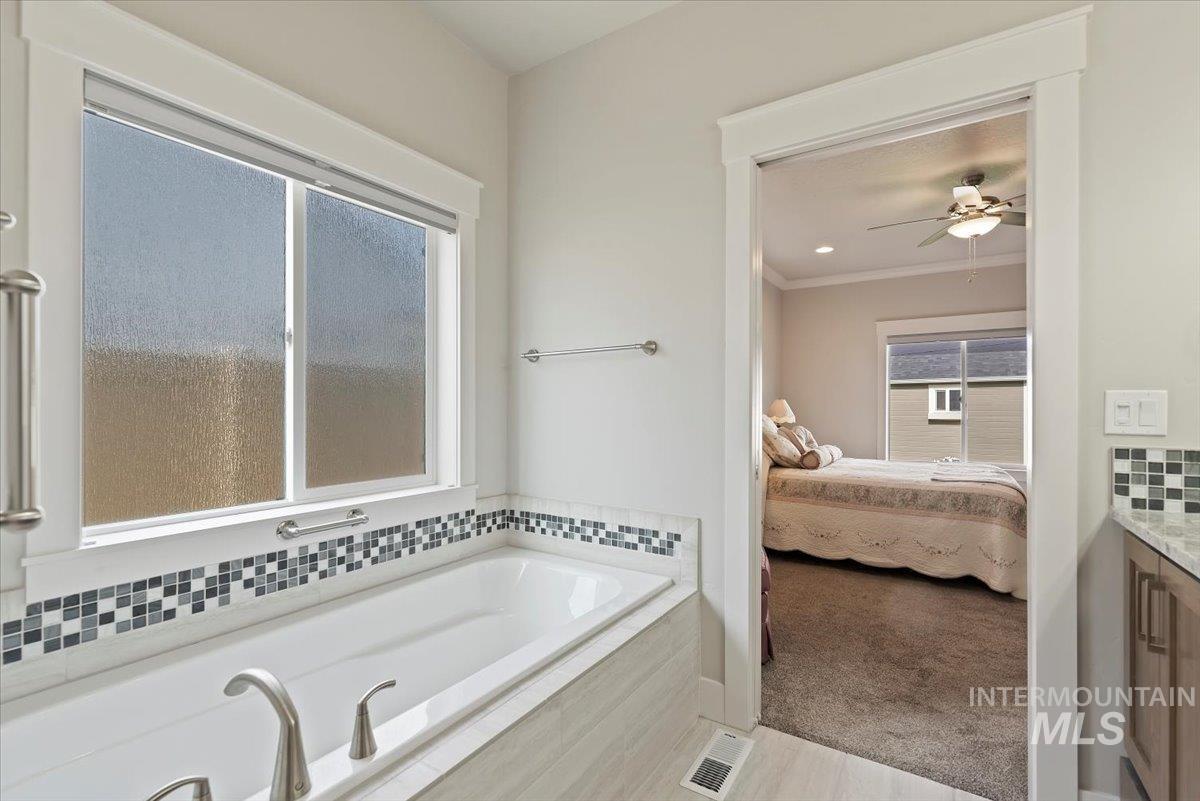 4531 S Lava Springs Loop