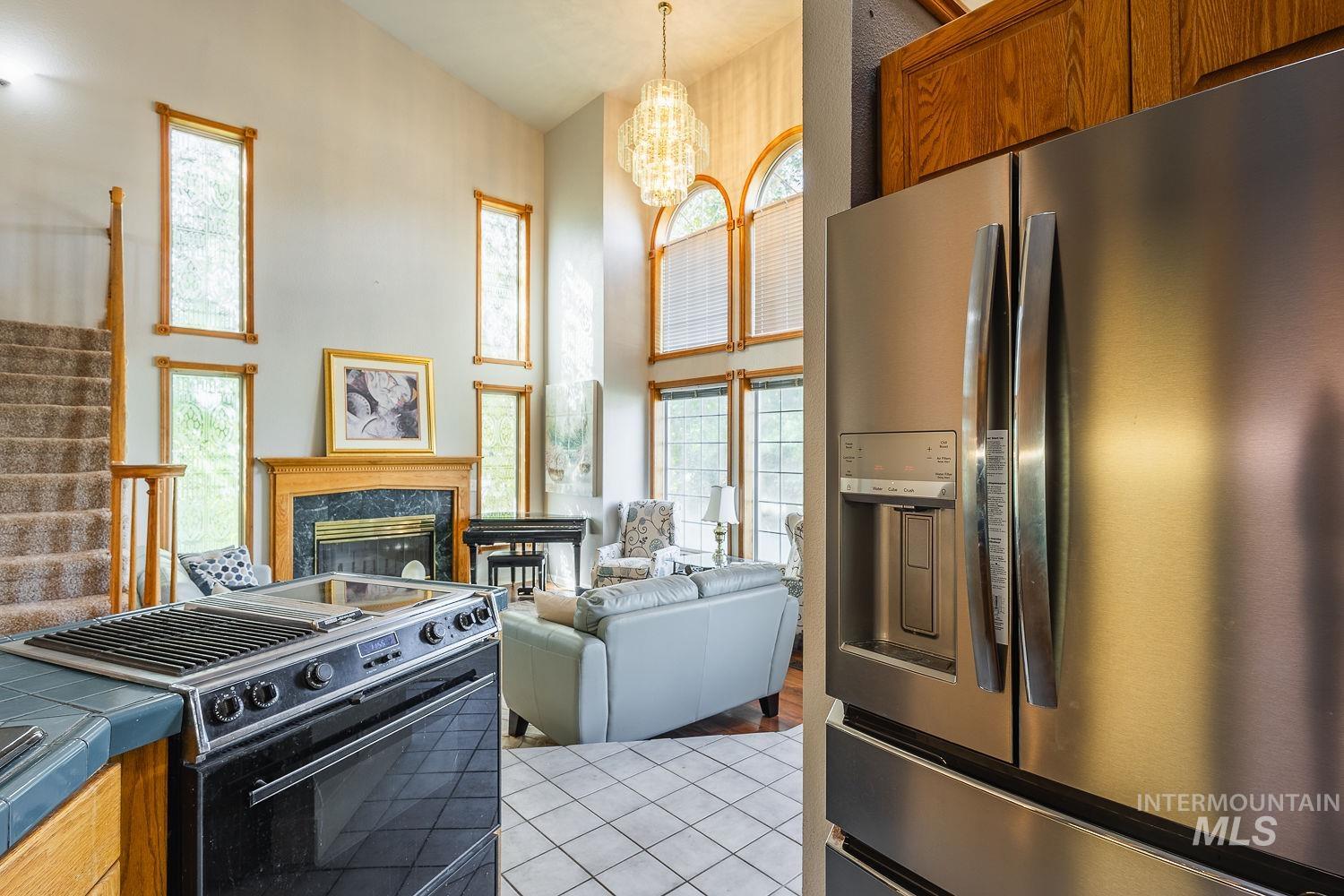 8905 S Consulting Ln