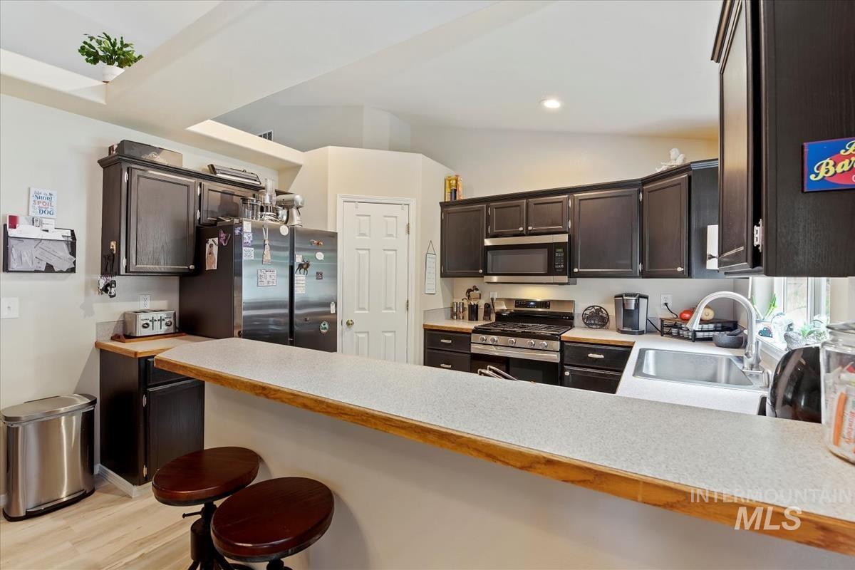 323 Sunridge Drive