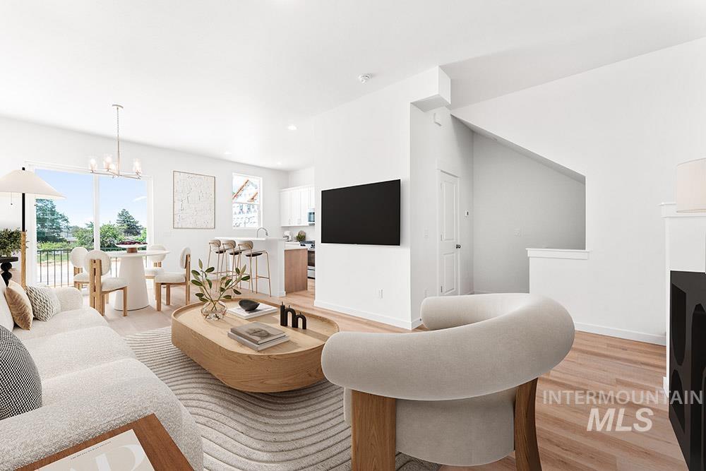 1728 N Timathy Ln Unit: 33/1