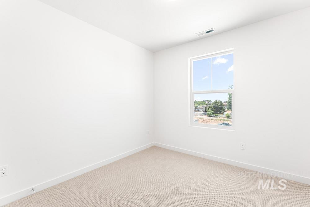 1728 N Timathy Ln Unit: 33/1