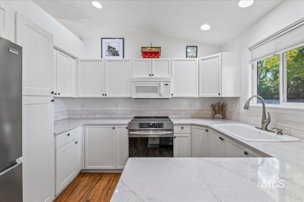 398 E Idaho