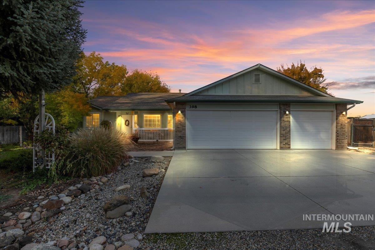 398 E Idaho