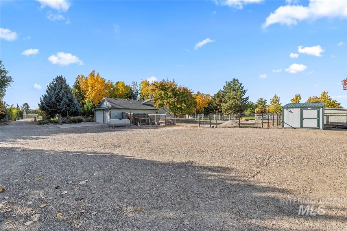 398 E Idaho