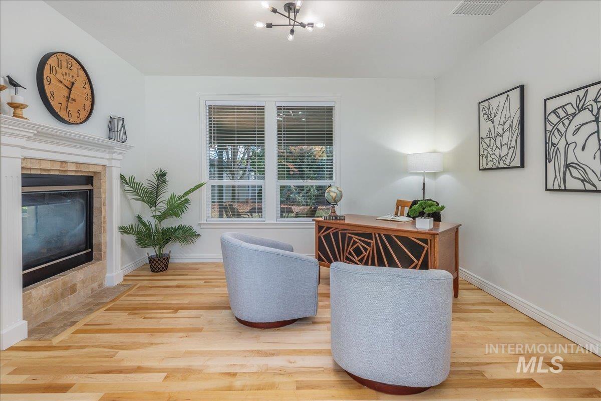 216 N Story Book Way