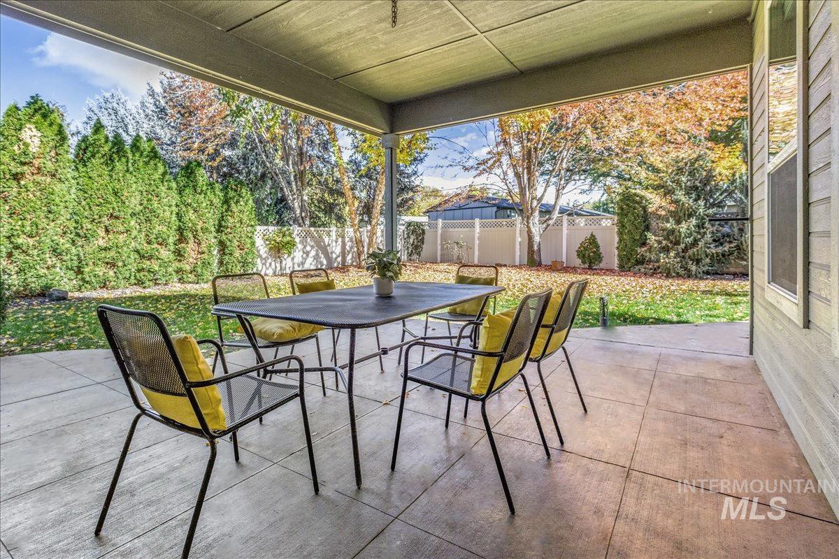 216 N Story Book Way