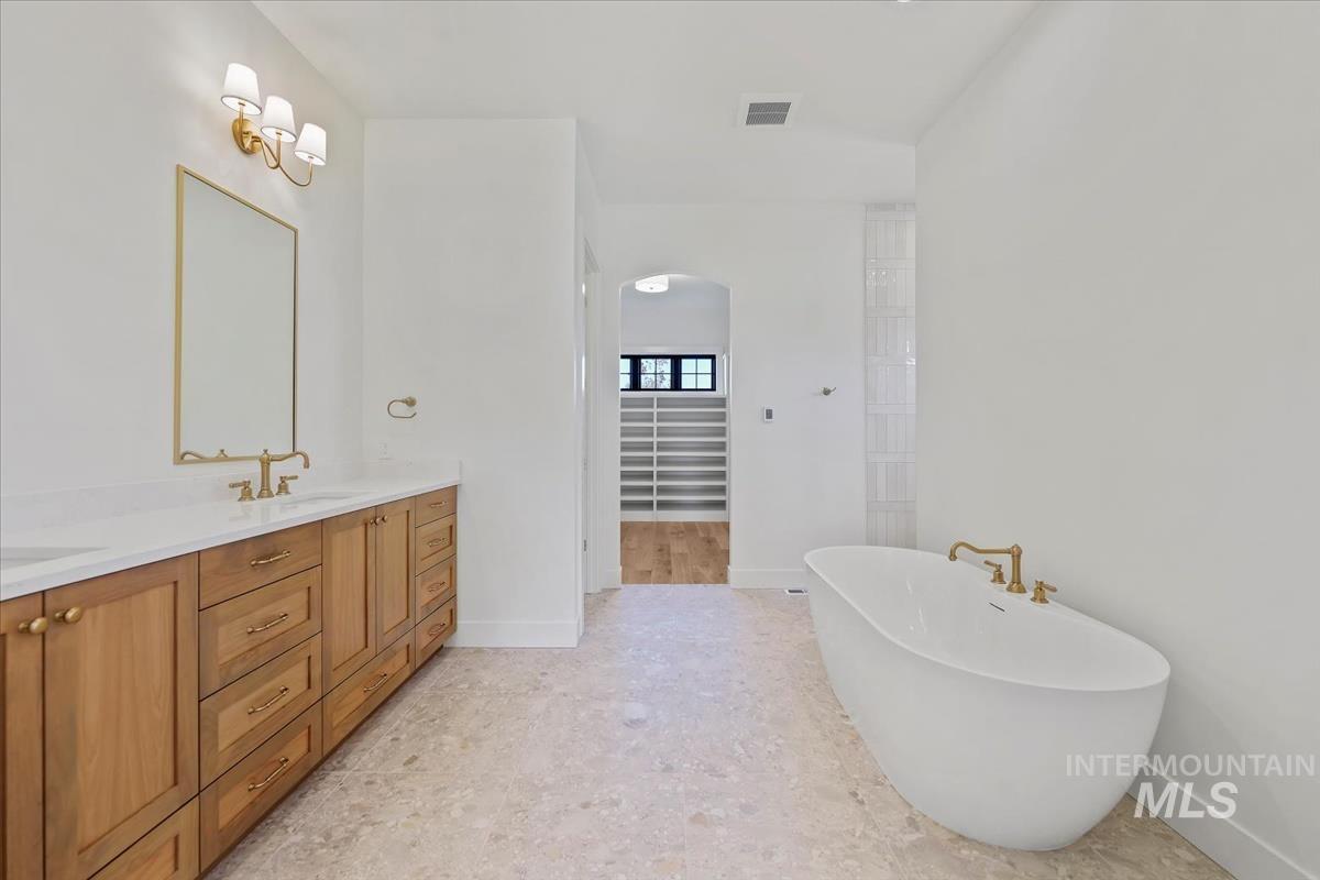 12182 N Upper Ridge Pl