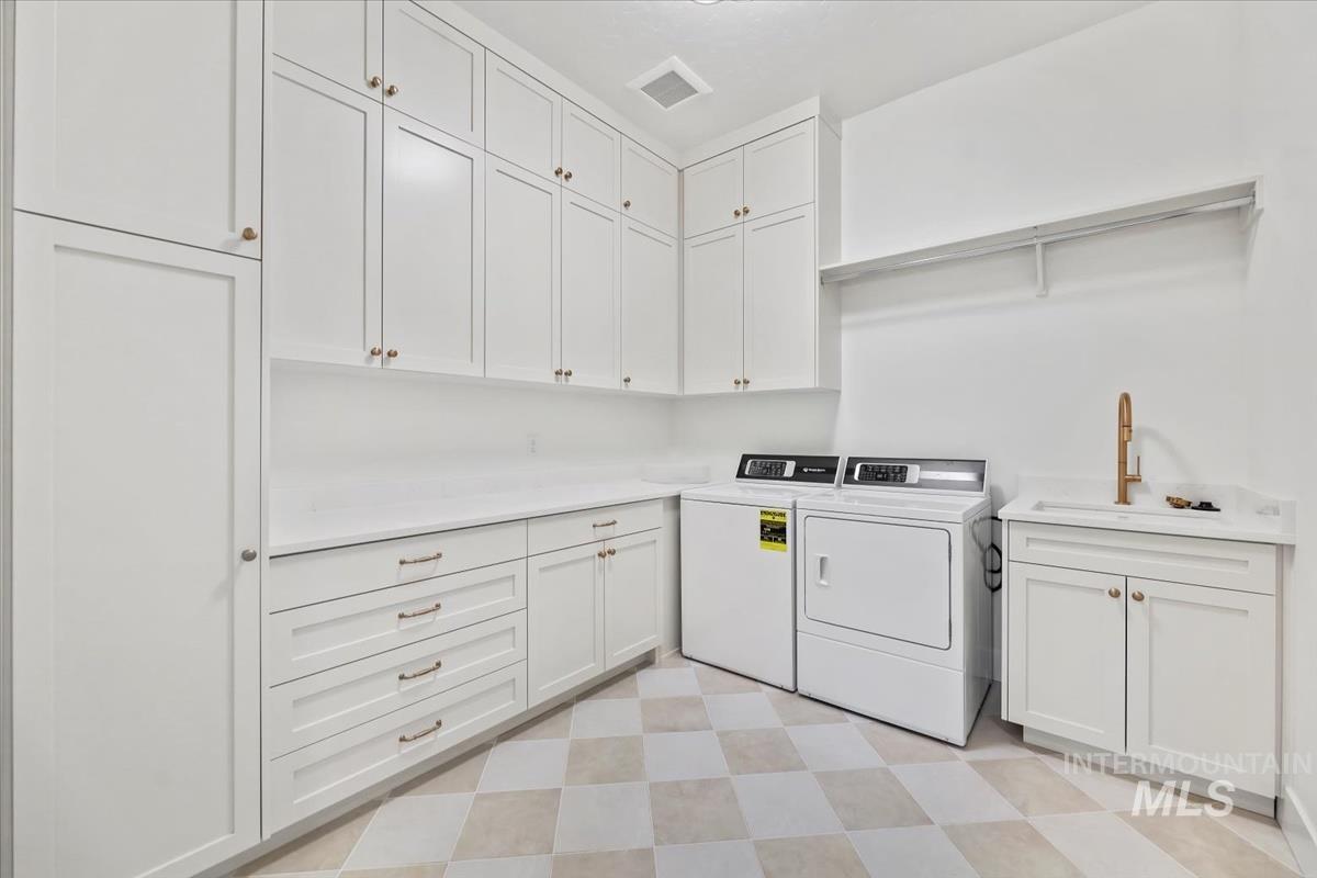 12182 N Upper Ridge Pl