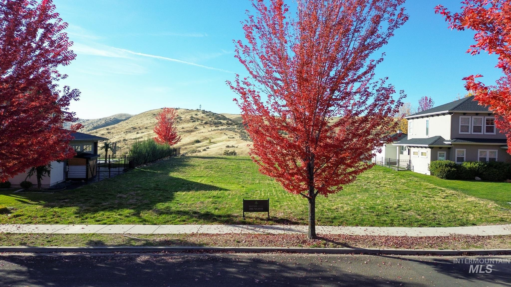 12182 N Upper Ridge Pl