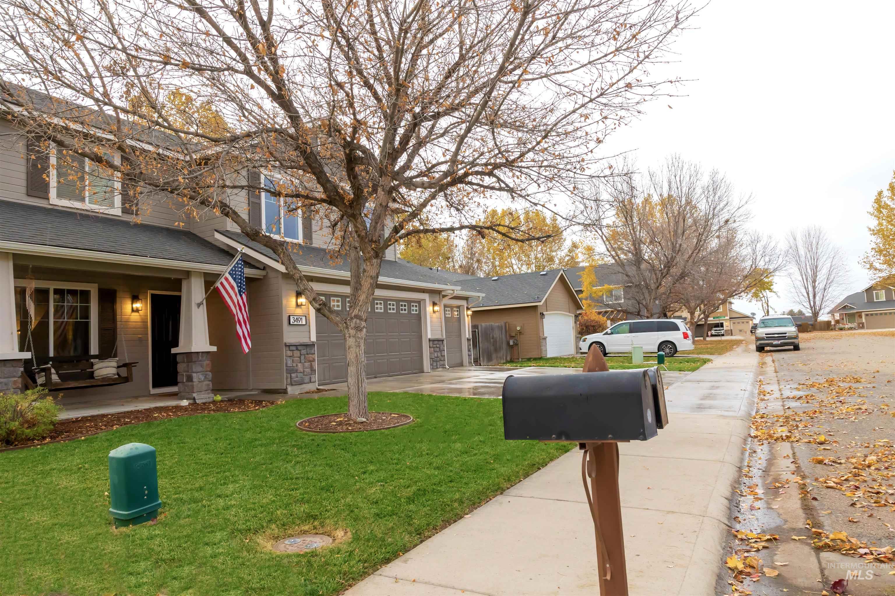 3491 N Maplestone Ave