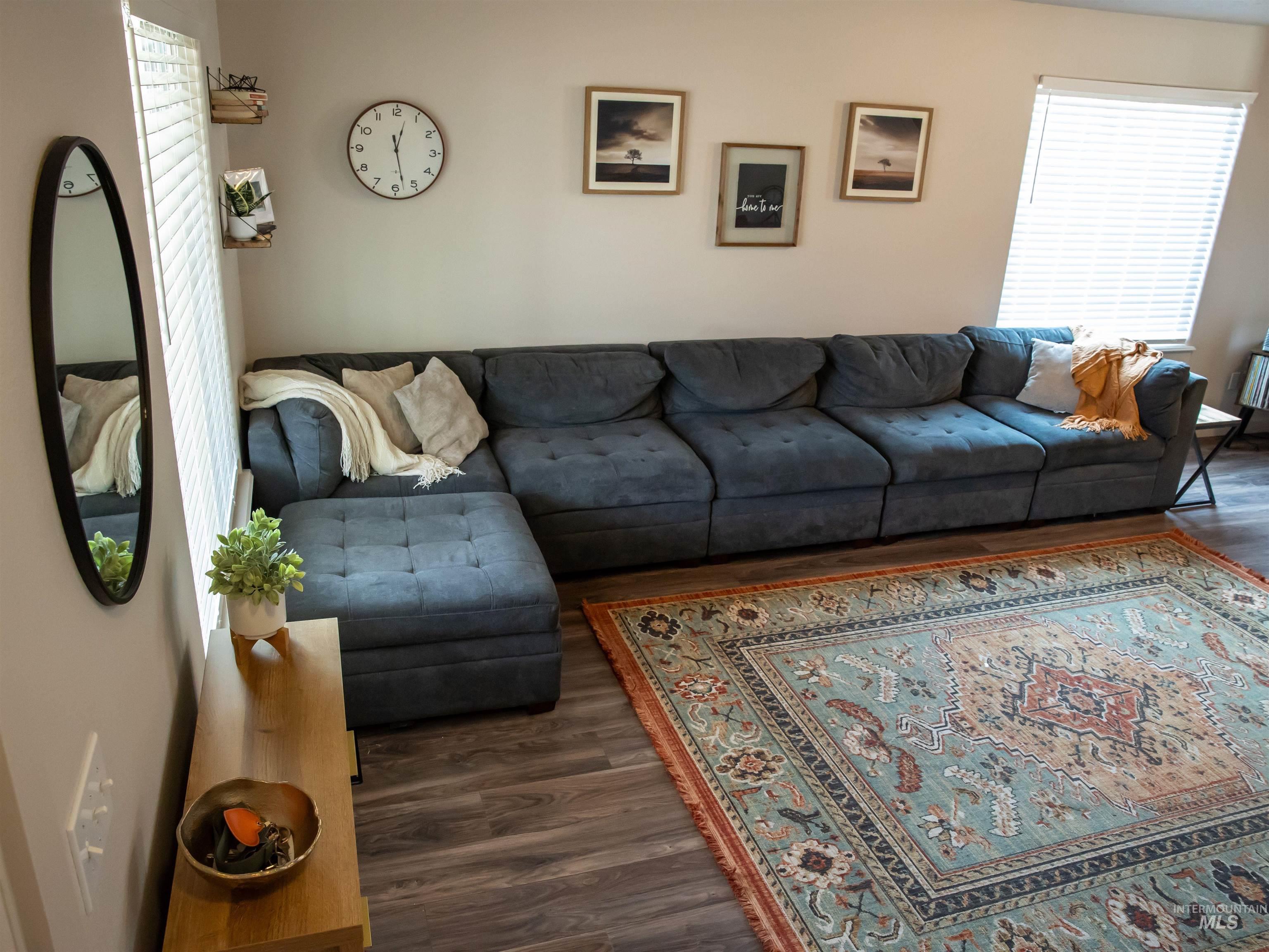 3491 N Maplestone Ave