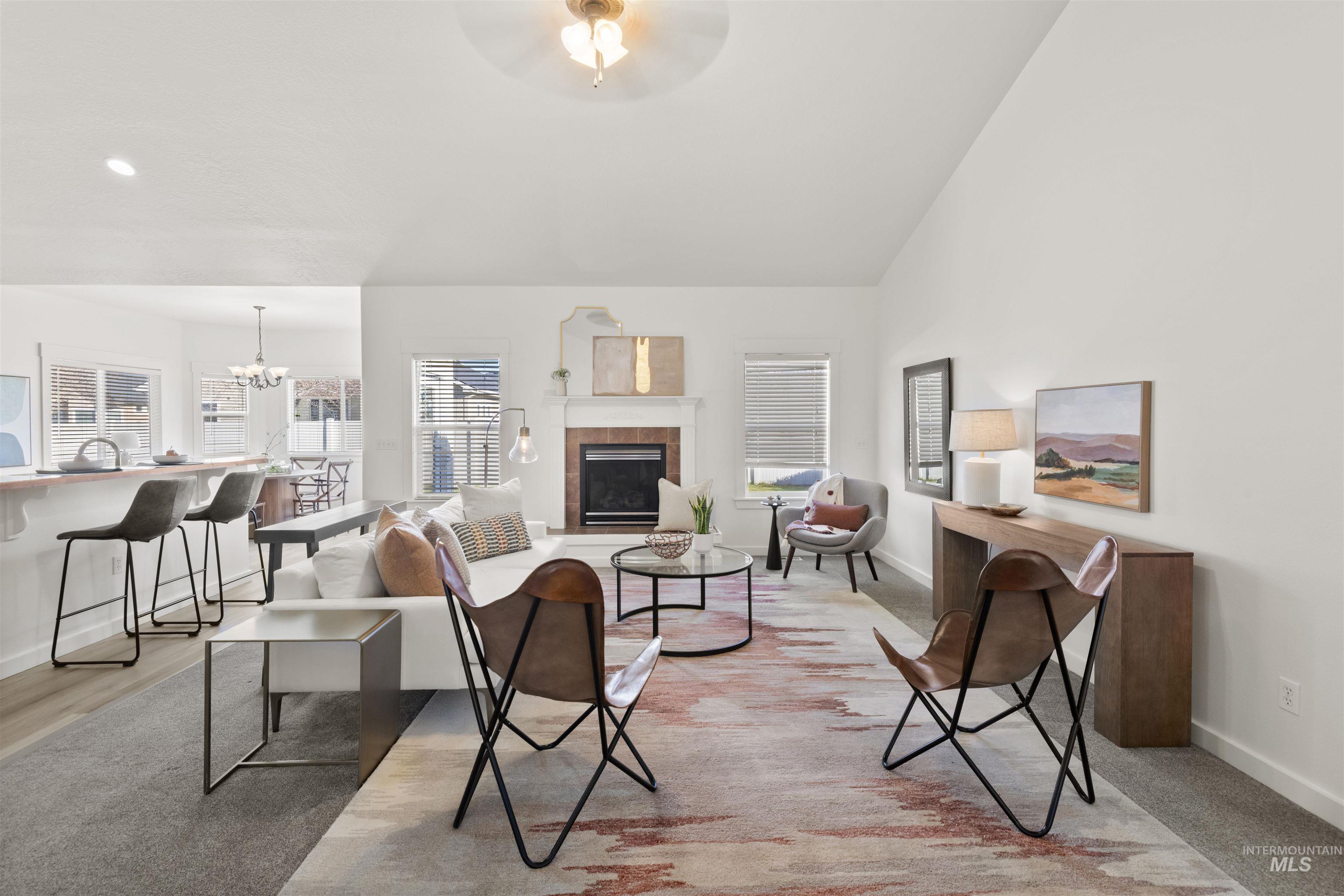 710 W Cedar Pointe Way