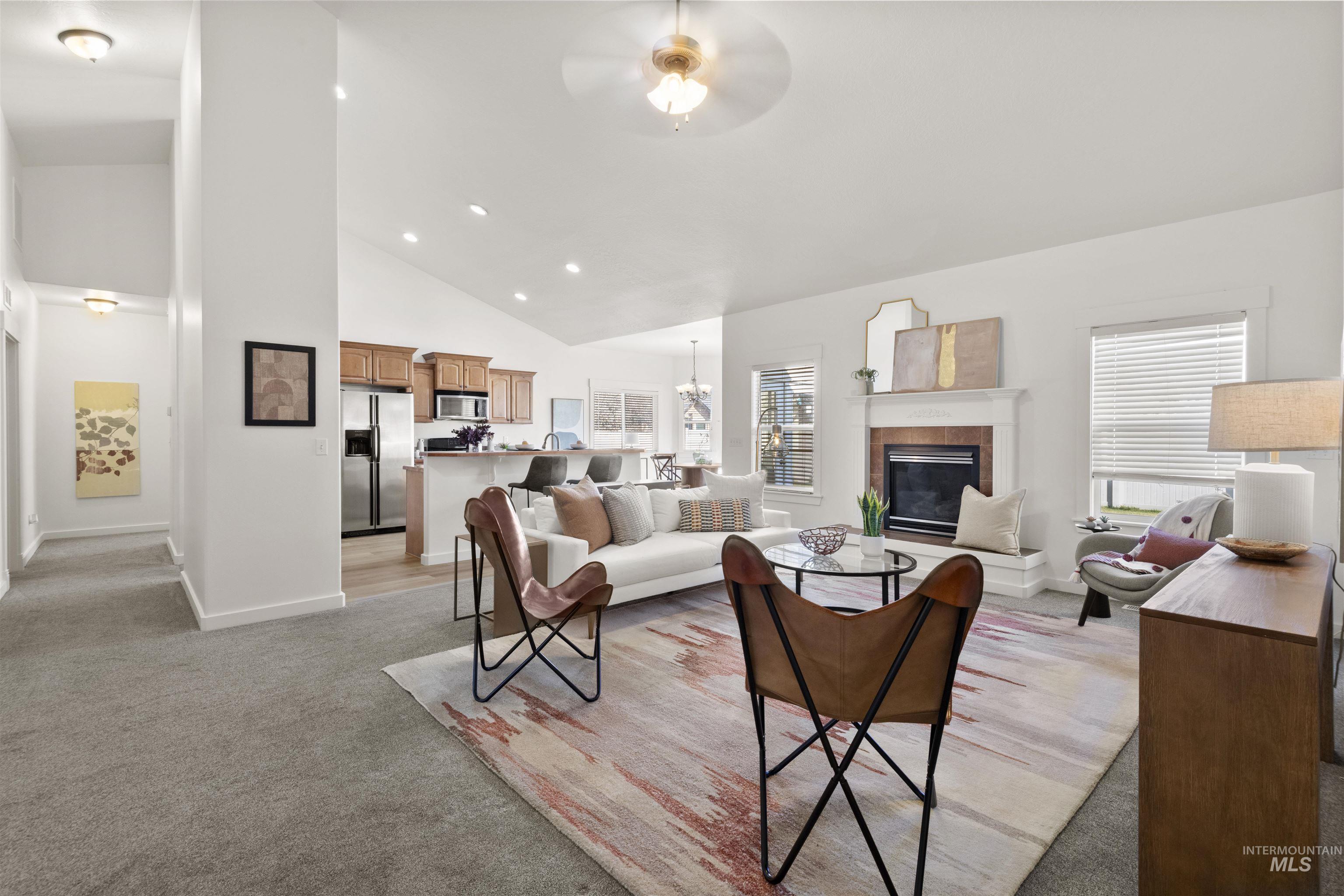 710 W Cedar Pointe Way