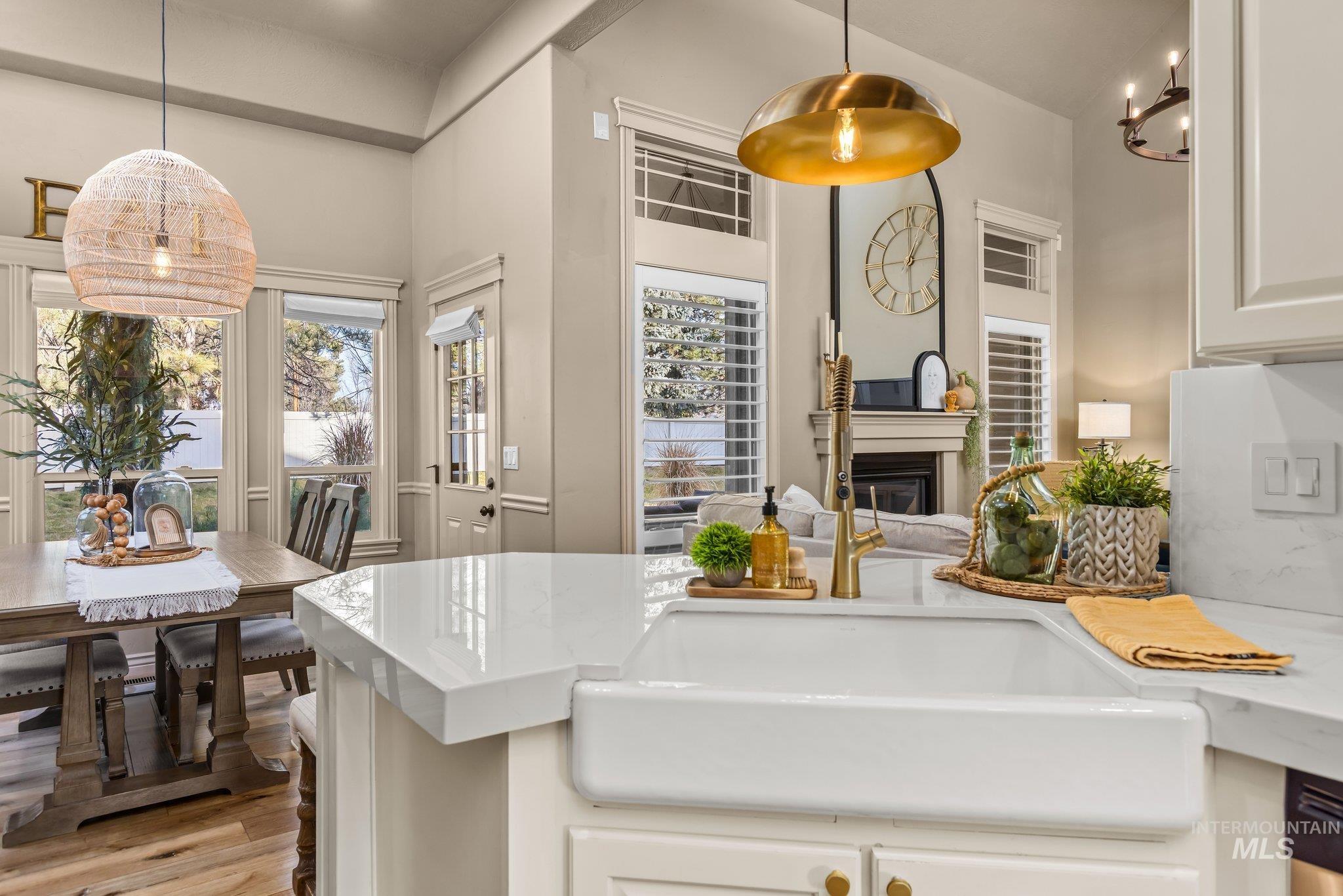 918 W Heather Woods Drive