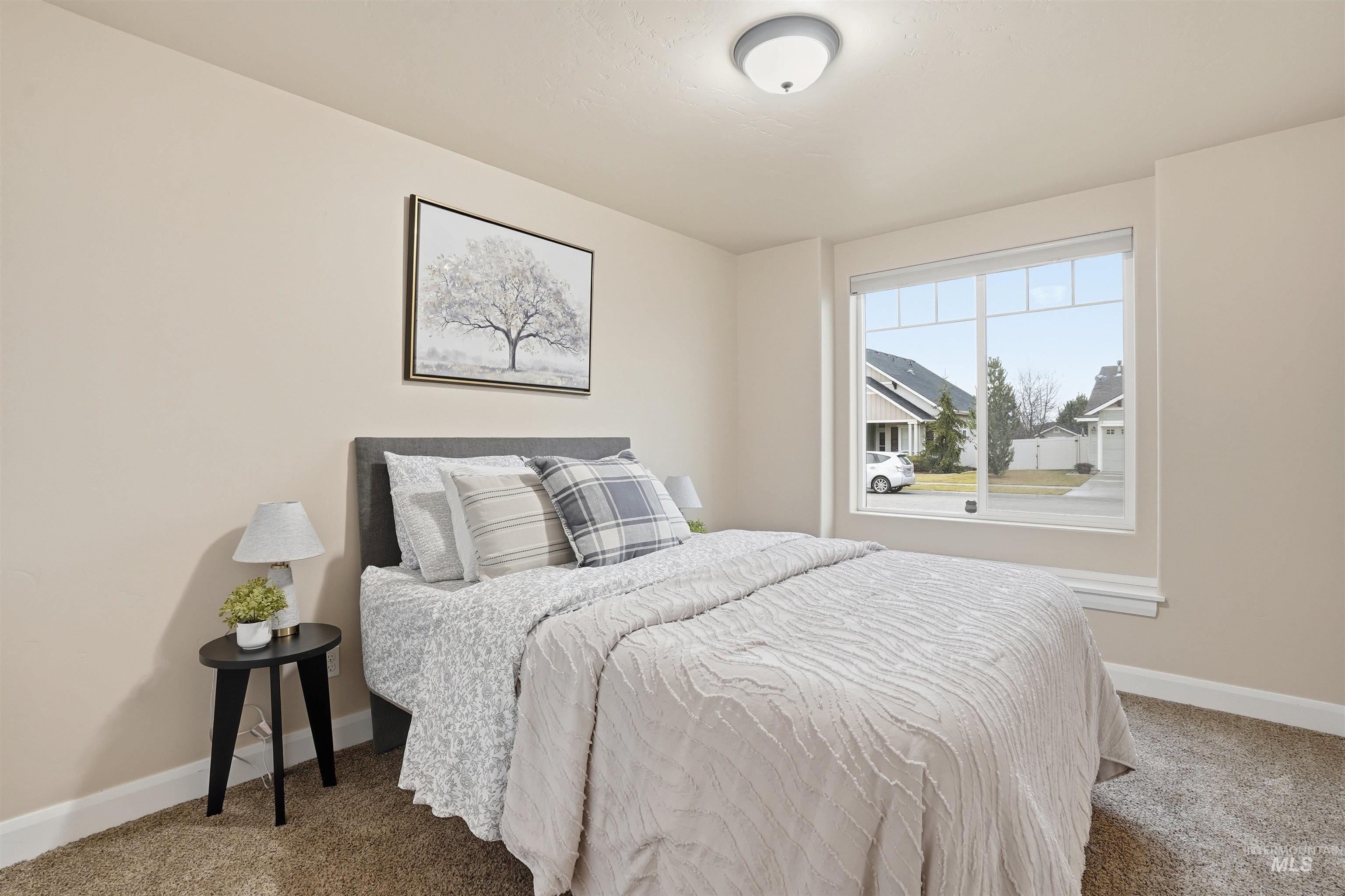 5697 W Combermere Dr