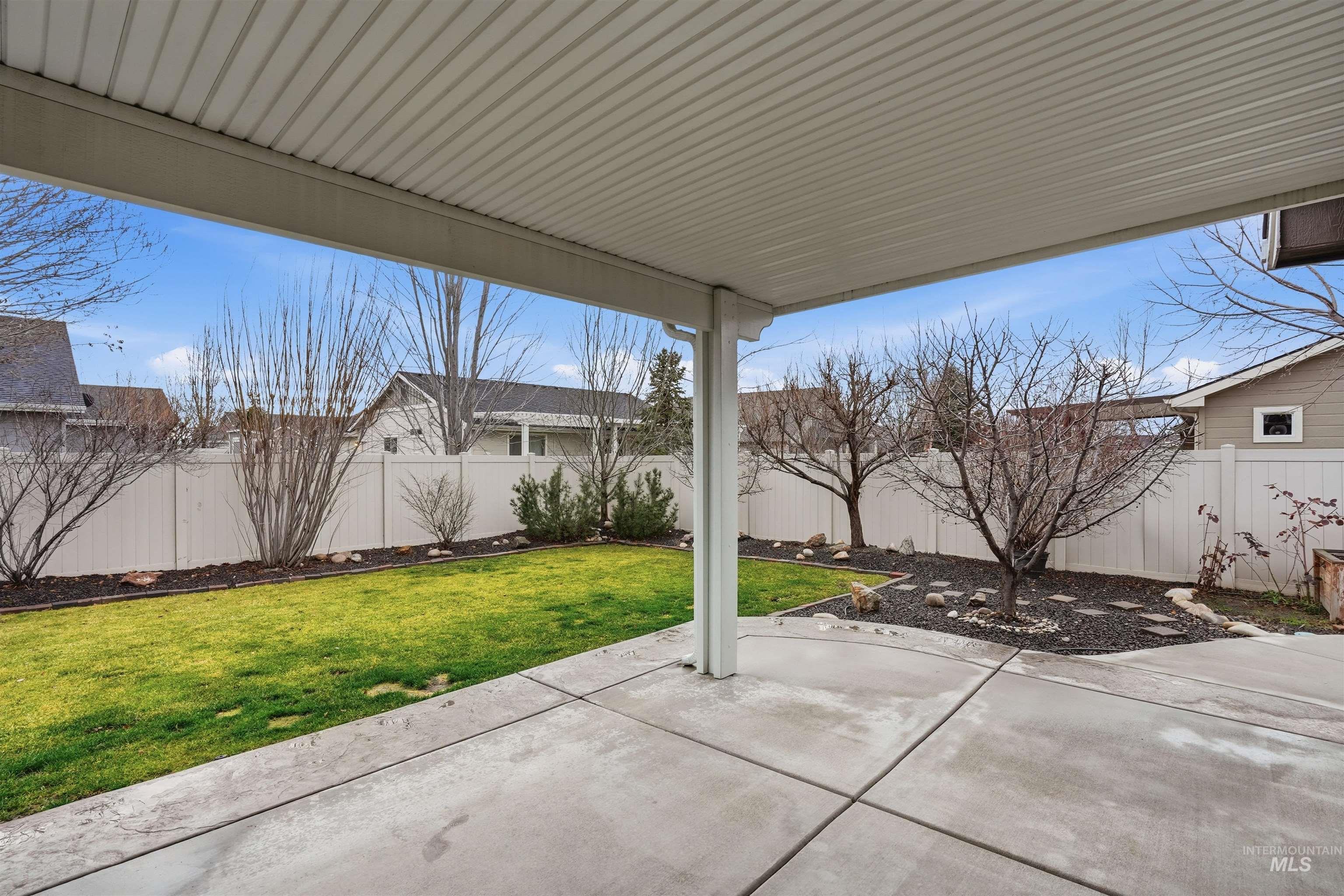 5697 W Combermere Dr