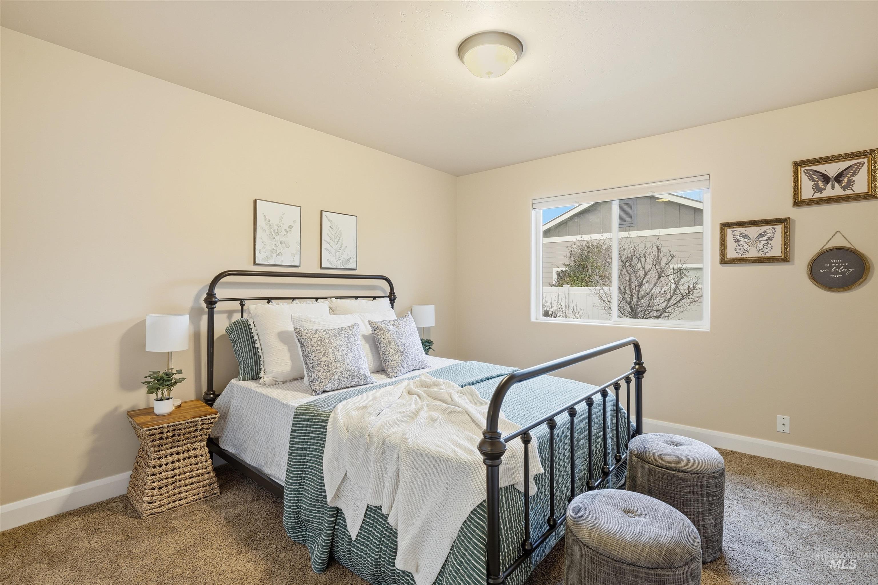 5697 W Combermere Dr