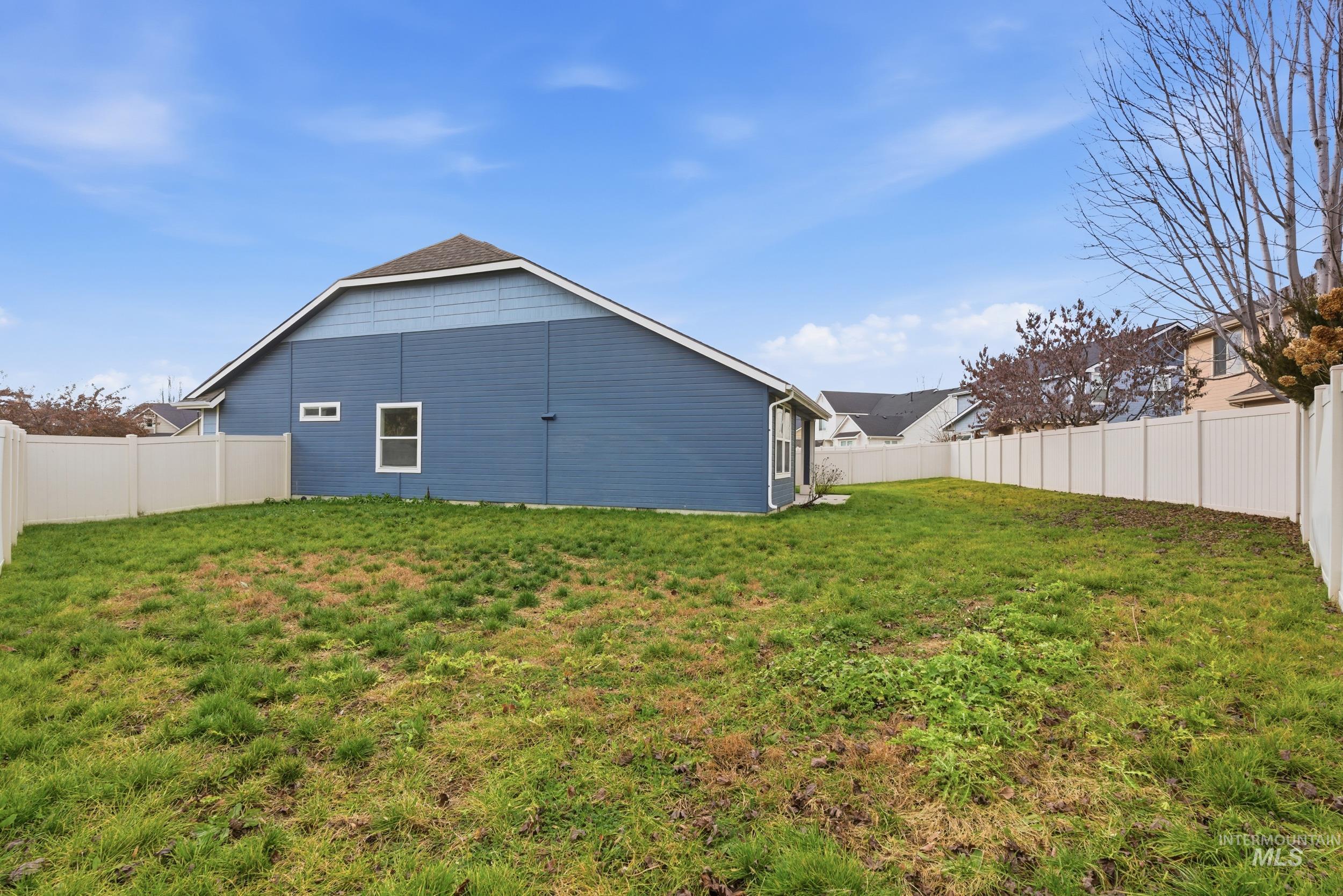 1133 N Powder River Dr.