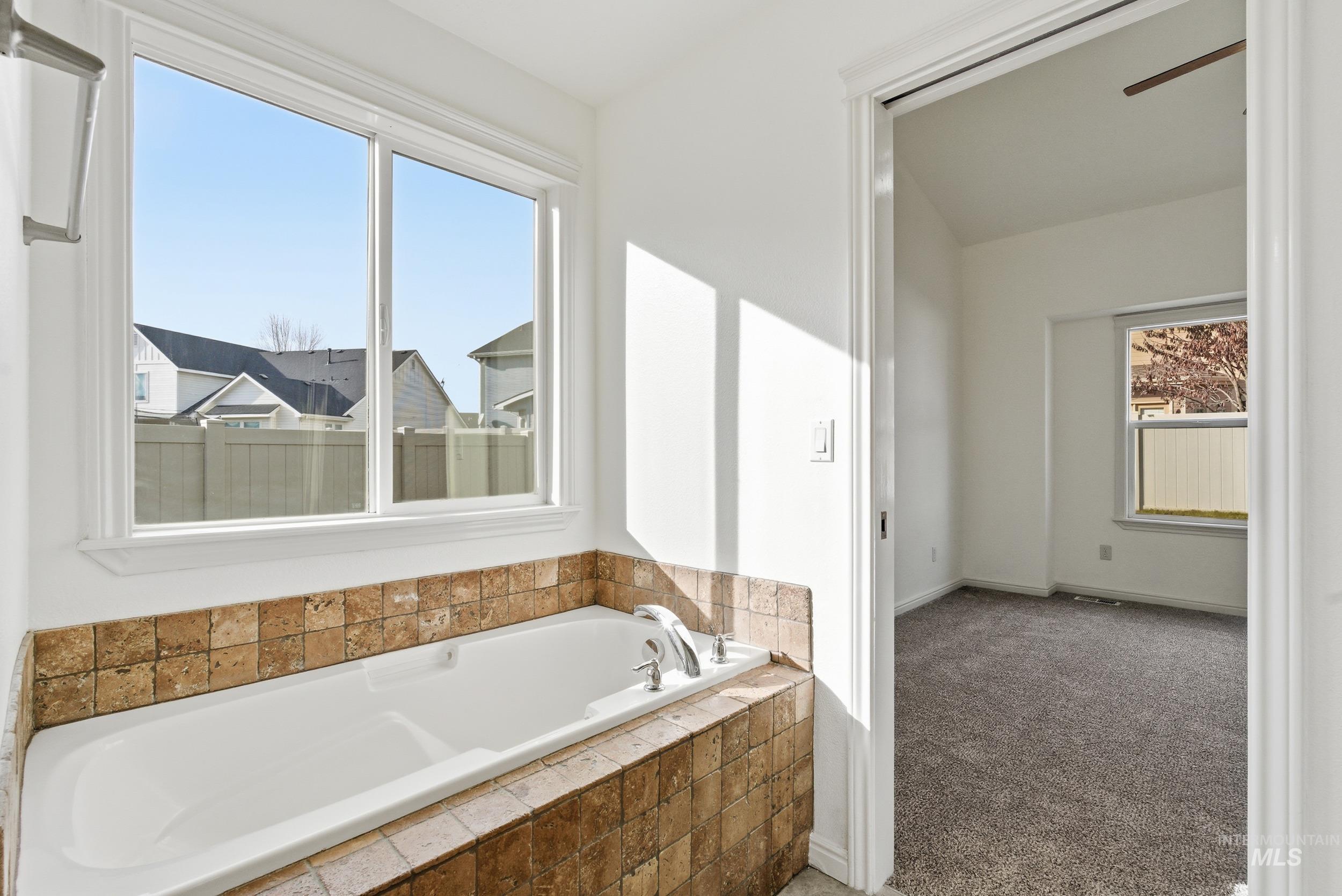 1133 N Powder River Dr.